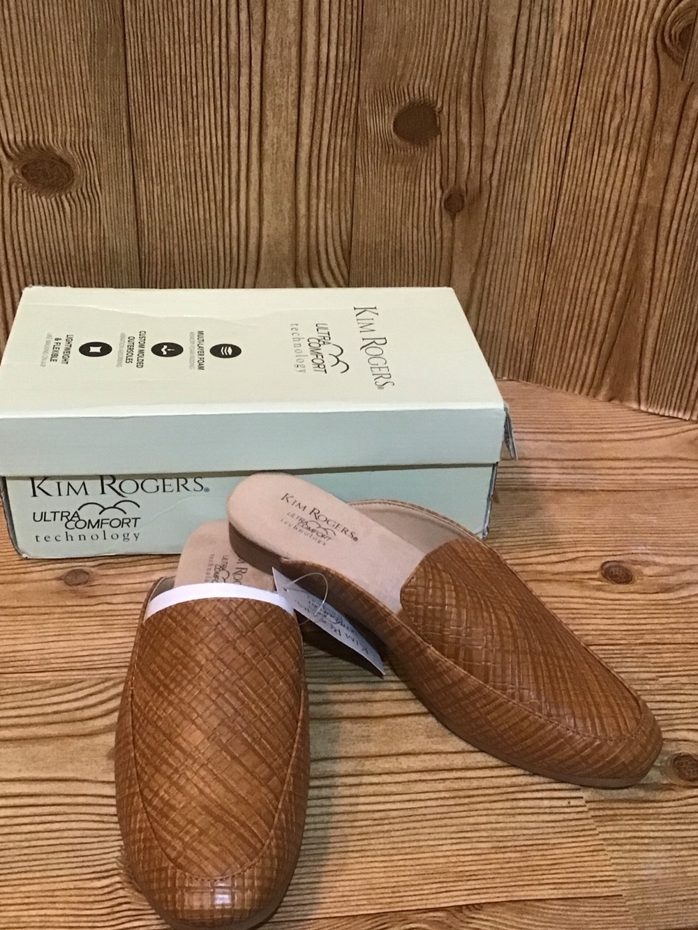 NWT Kim Rogers “Emily” Tan Woven Slip-On Loafers